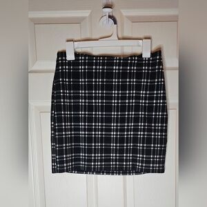 Rue21 Black & White Plaid Mini Skirt - Size XL